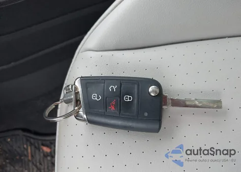 2018 Volkswagen Tiguan 2.0T Se/2.0T Sel из США, поврежденный, VIN 3VV2B7AX4JM194555